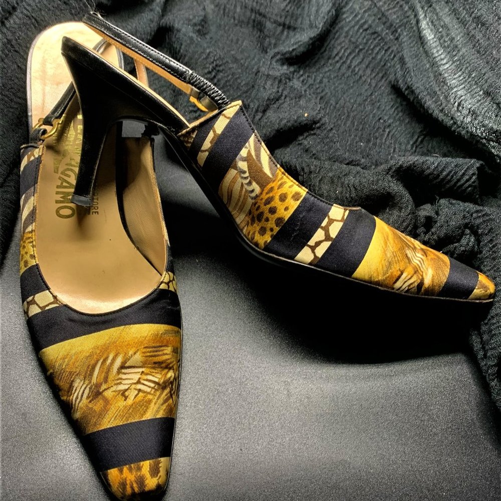 FERRAGAMO - JUNGLE PRINT SLING BACKS